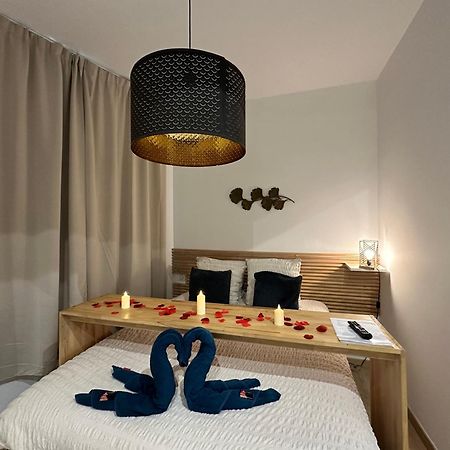 Mieuxqualhotel Jacuzzi Privatif La Parenthese Bordeaux Zewnętrze zdjęcie