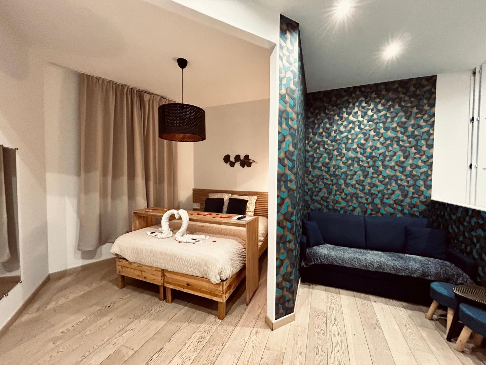 Mieuxqualhotel Jacuzzi Privatif La Parenthese Bordeaux Zewnętrze zdjęcie