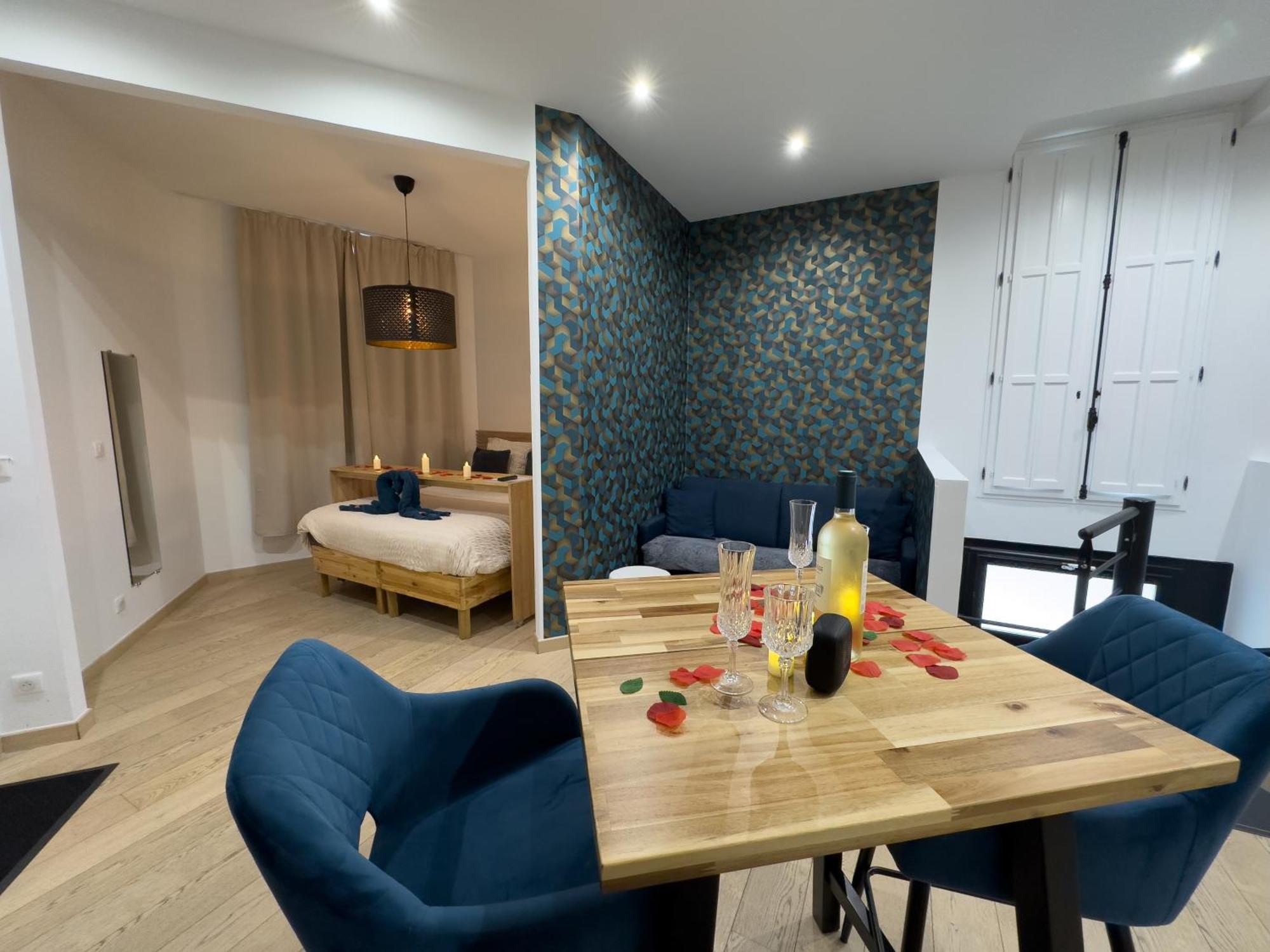 Mieuxqualhotel Jacuzzi Privatif La Parenthese Bordeaux Zewnętrze zdjęcie